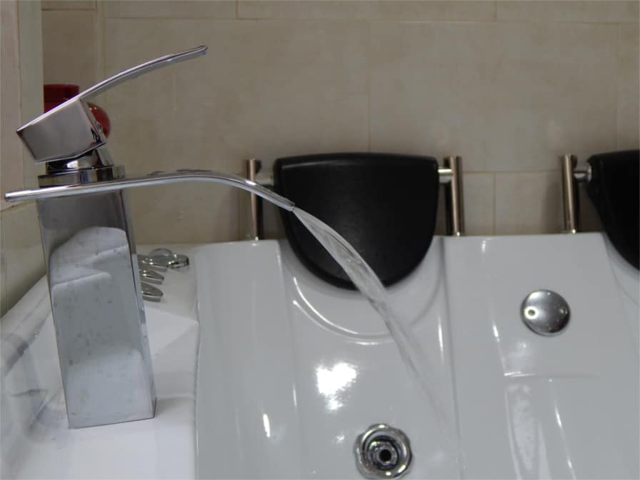 Plan romantico con Jacuzzi